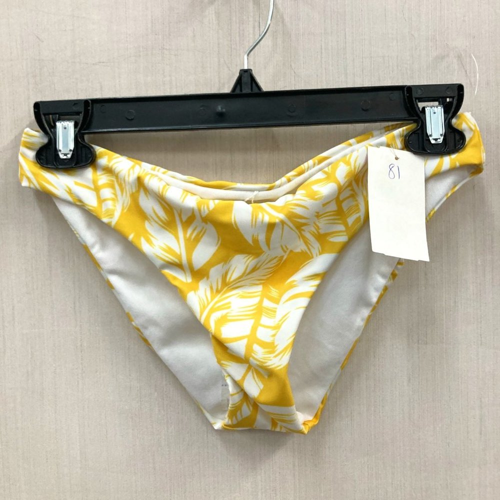 NWT VYB Yellow/ white leaf pattern swim bottom